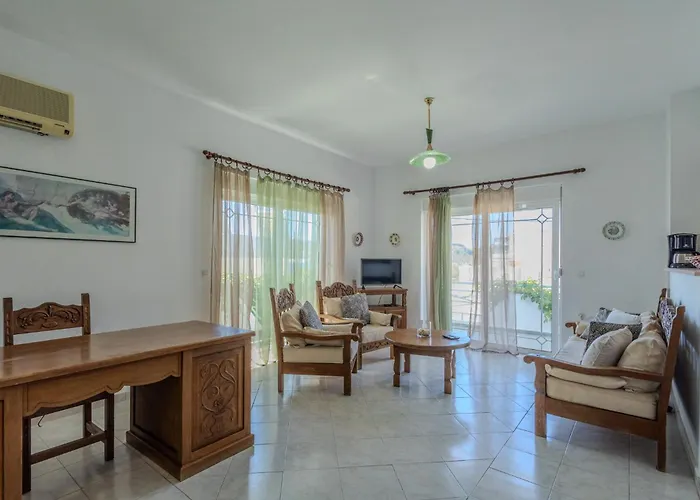 Stegna Rea Seaside شقة *